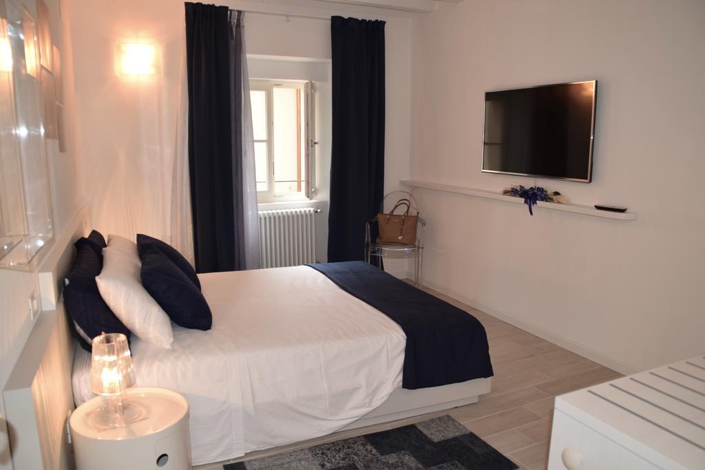 Verona White Lodge Buitenkant foto