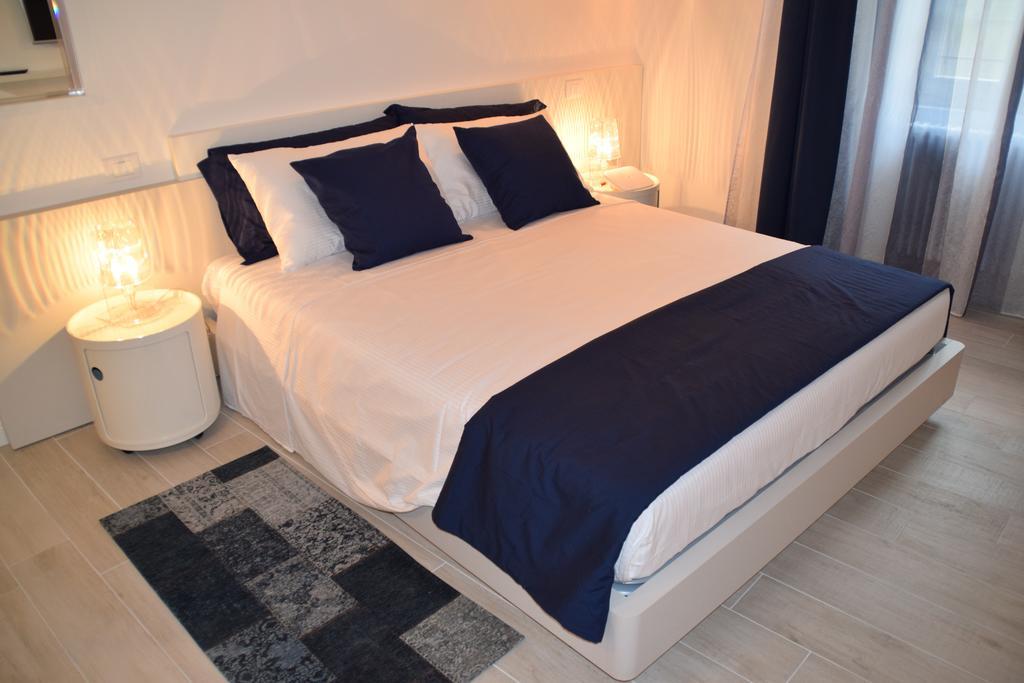 Verona White Lodge Buitenkant foto